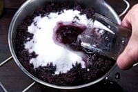 Вино из рябины в домашних условиях -5 простых рецептов с пошаговыми фото